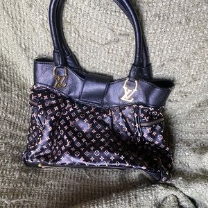 Knock off Louis Vuitton purse